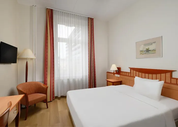 Hotel Danubius Raba 3*
